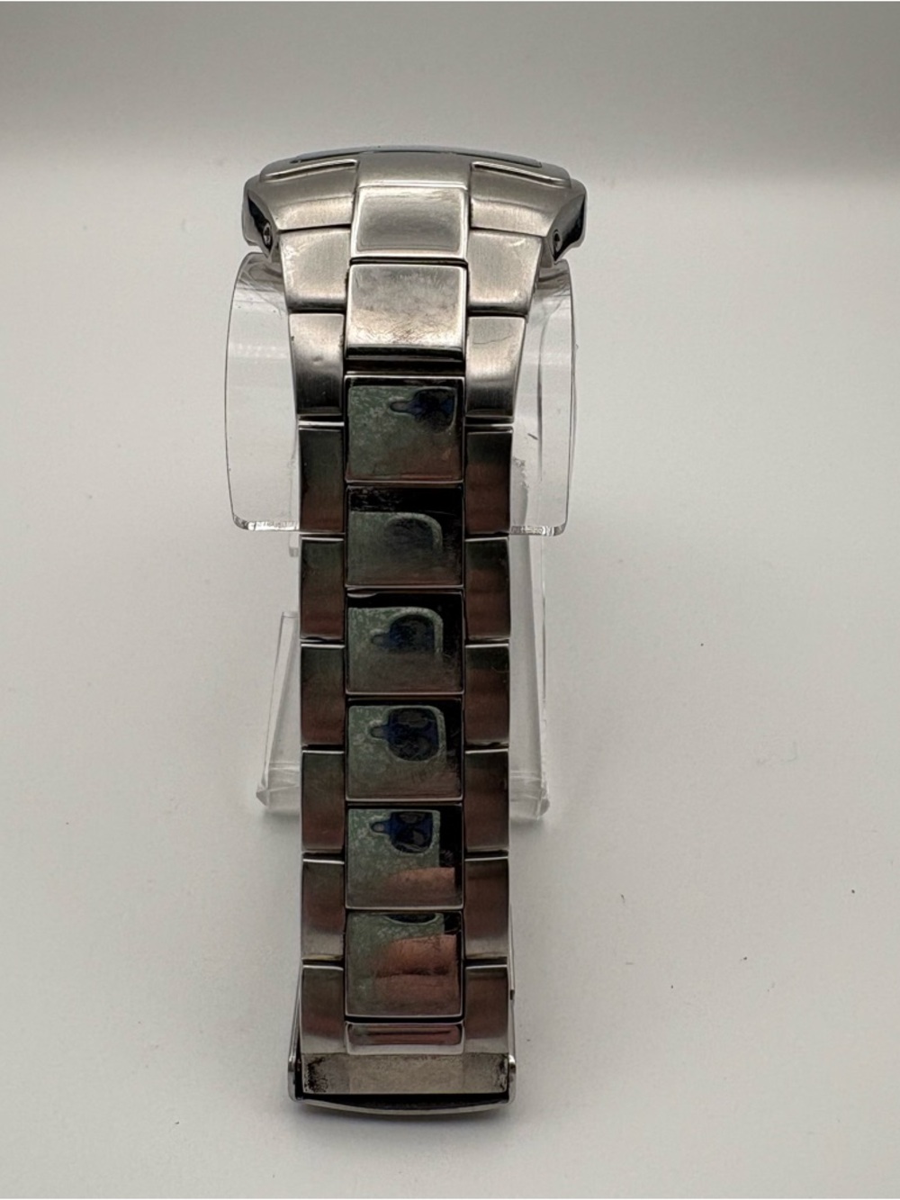 Kenneth Cole Stainless Steel Square Men's Watch Silver Dial with Day Works! - Picture 3 of 6